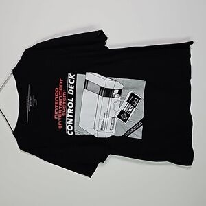 NINTENDO XL black short sleeve shirt